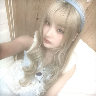@Izz_iroha