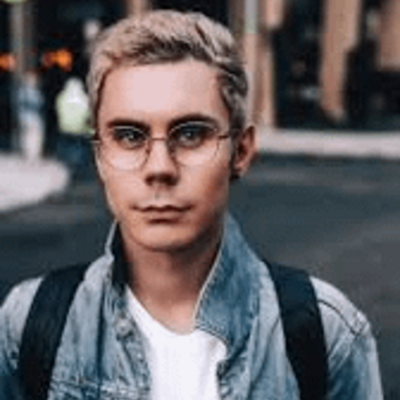 @smartmanwithglasses